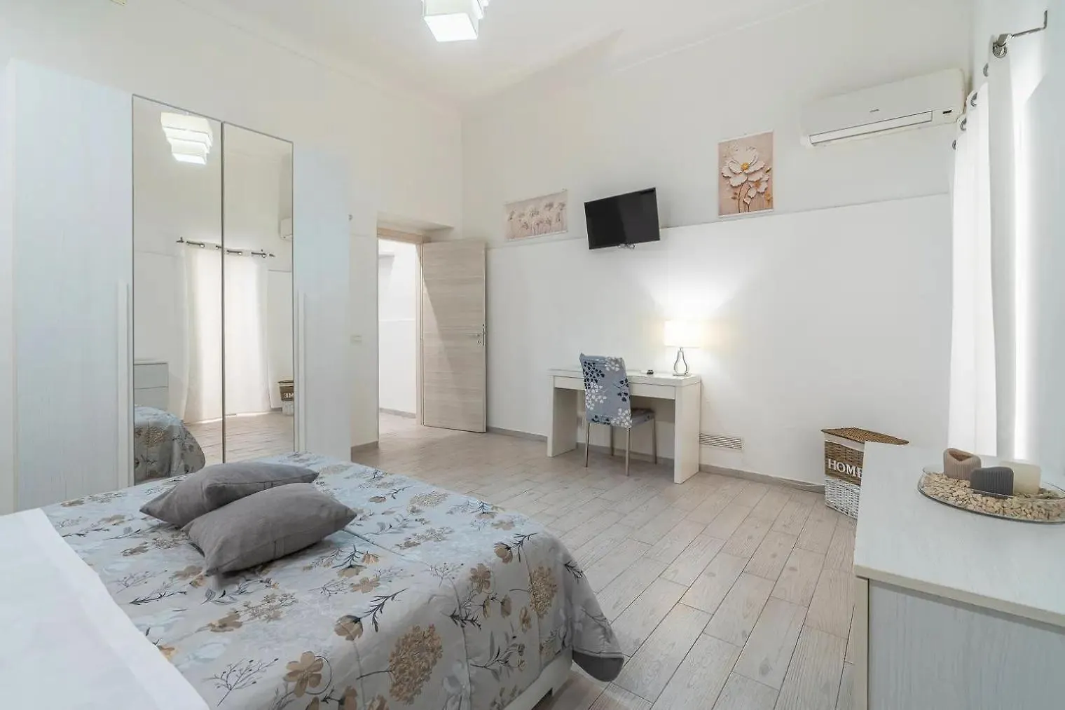 Holiday home Dafne Home Syracuse Italy